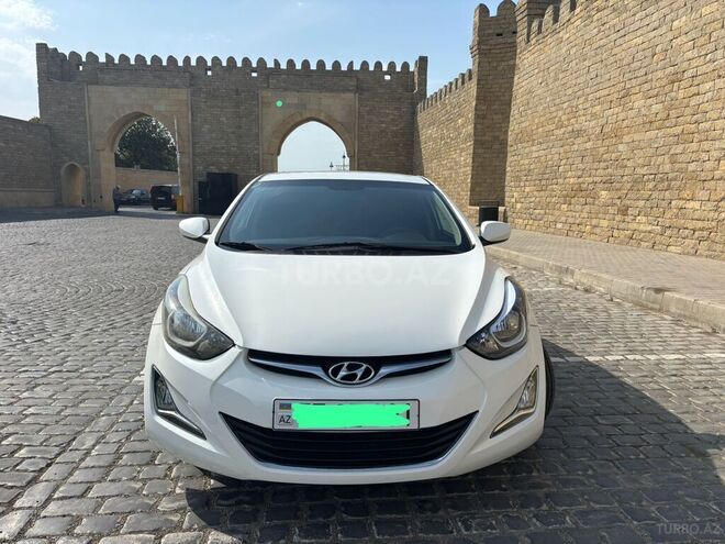 Hyundai Elantra 2015, 157,716 km - 1.8 l - Bakı