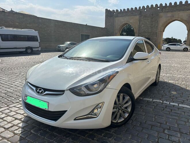 Hyundai Elantra 2015, 157,716 km - 1.8 l - Bakı