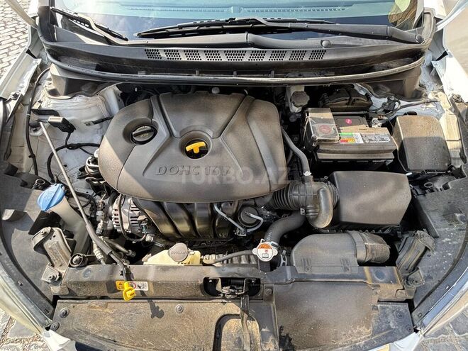 Hyundai Elantra 2015, 157,716 km - 1.8 l - Bakı