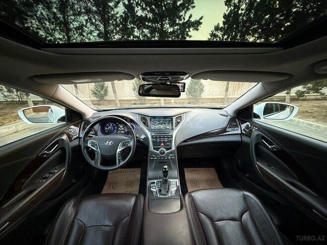 Hyundai Grandeur 2015, 170,000 km - 2.2 л - Biləsuvar