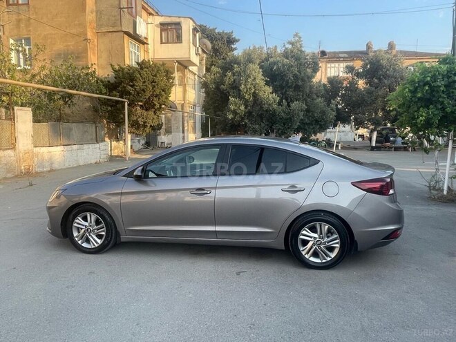 Hyundai Elantra 2019, 135,185 km - 2.0 l - Bakı