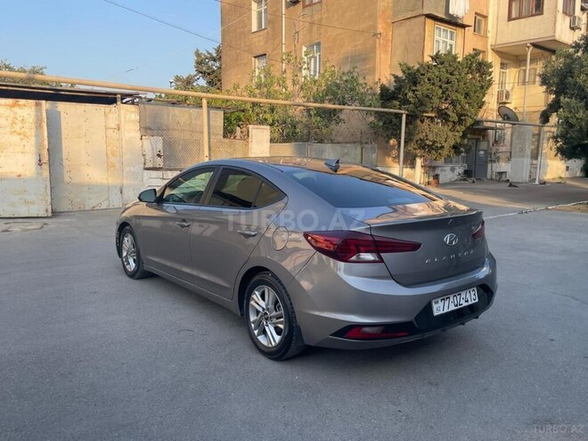 Hyundai Elantra 2019, 135,185 km - 2.0 l - Bakı