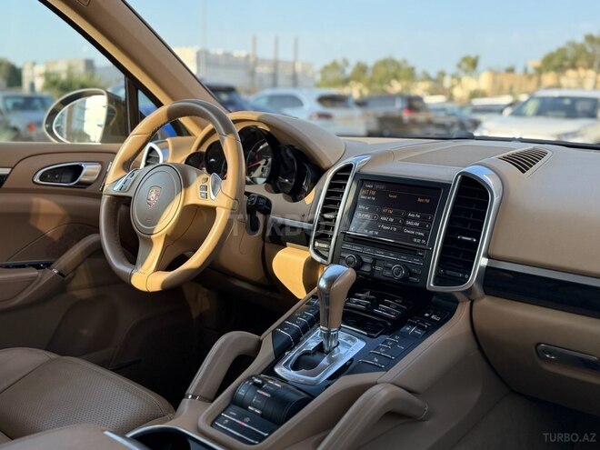 Porsche Cayenne 2014, 52,000 km - 3.6 l - Bakı