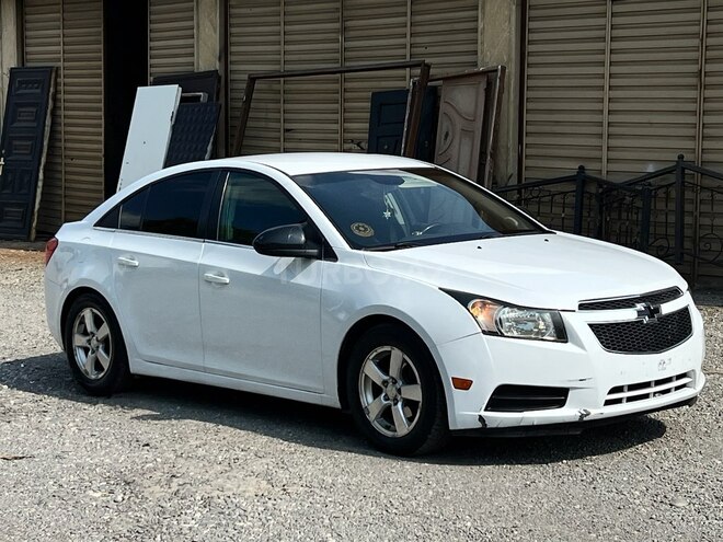 Chevrolet Cruze 2012, 314,000 km - 1.4 l - Quba