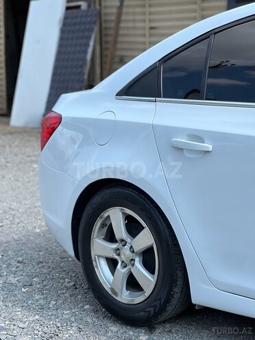 Chevrolet Cruze 2012, 314,000 km - 1.4 l - Quba