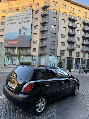 Kia Rio 2006, 268,000 km - 1.4 l - Bakı