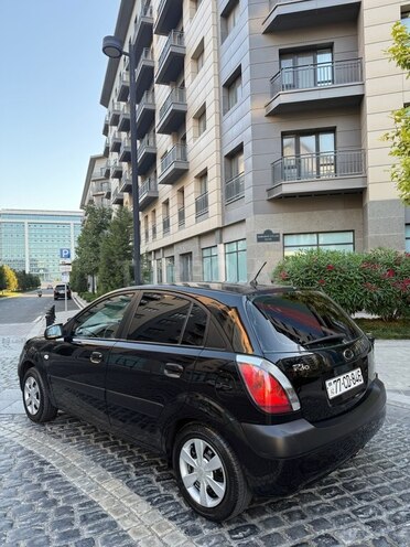 Kia Rio 2006, 268,000 km - 1.4 l - Bakı