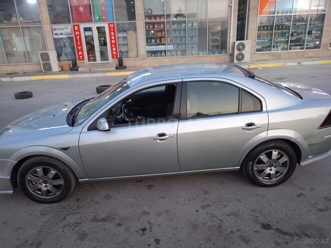 Ford Mondeo 2003, 422,000 km - 2.0 l - Sumqayıt