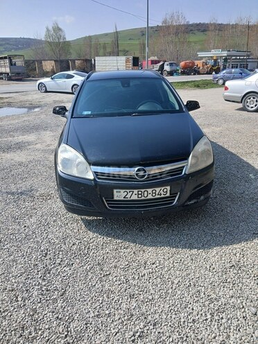 Opel Astra 2008, 123,455 km - 1.3 l - İsmayıllı