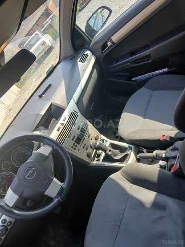 Opel Astra 2008, 123,455 km - 1.3 l - İsmayıllı