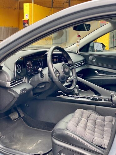 Hyundai Elantra 2022, 42,030 km - 1.6 l - Bakı
