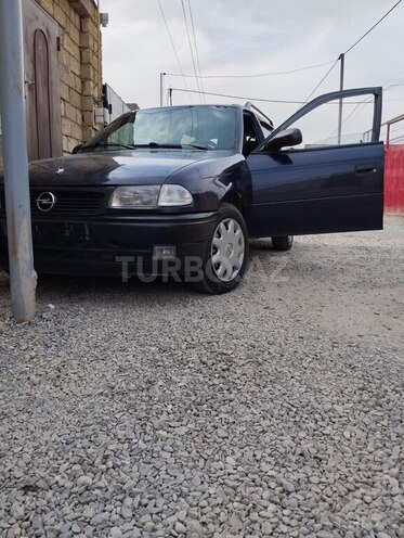 Opel Astra 1997, 450,000 km - 1.6 l - Bakı