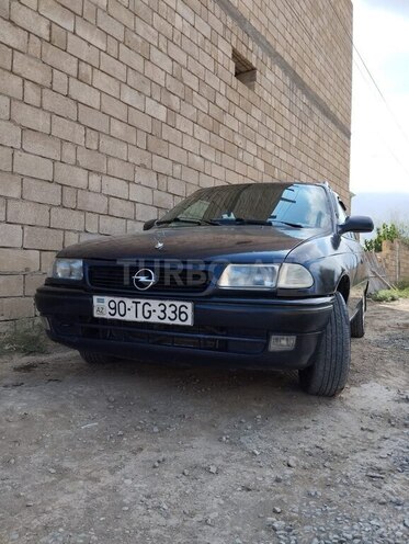 Opel Astra 1997, 450,000 km - 1.6 l - Bakı