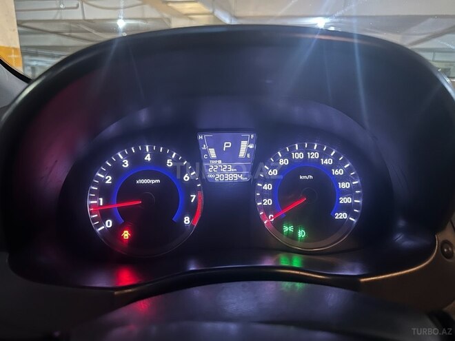 Hyundai Accent 2013, 203,894 km - 1.6 l - Bakı