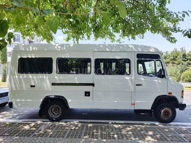 Mercedes 609 D 1995, 270,000 km - 3.9 l - Şəmkir