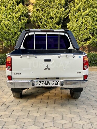 Mitsubishi L200 2007, 330,600 km - 2.5 l - Bakı