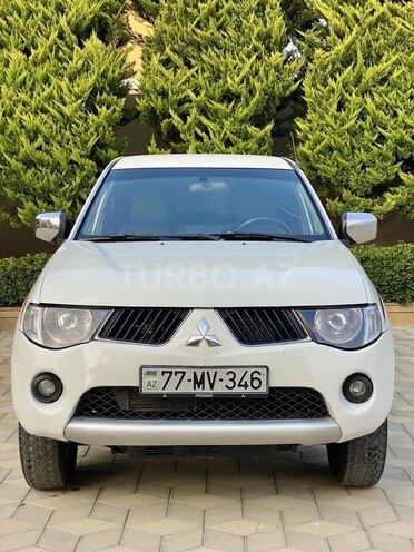 Mitsubishi L200 2007, 330,600 km - 2.5 l - Bakı