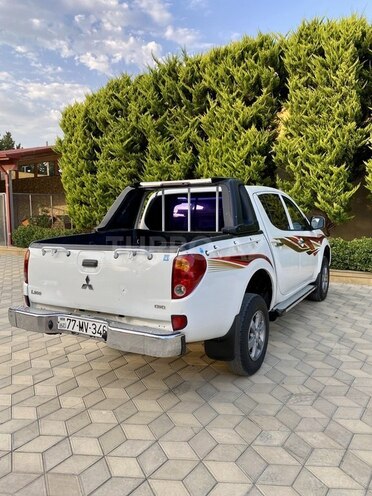 Mitsubishi L200 2007, 330,600 km - 2.5 l - Bakı