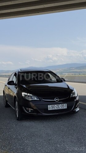 Opel Astra 2015, 110,000 km - 1.6 л - Bakı