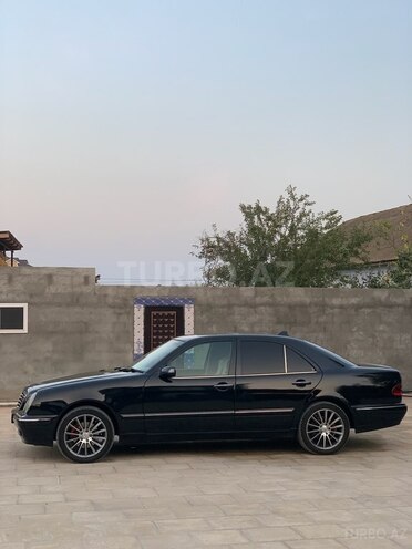 Mercedes E 270 2001, 500,000 km - 2.7 l - Bakı