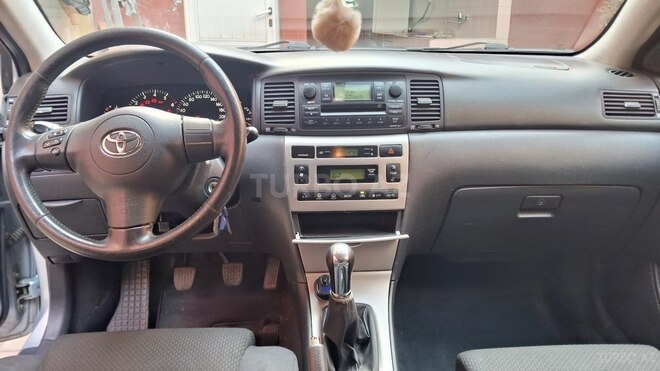 Toyota Corolla 2004, 265,700 km - 1.4 l - Bakı