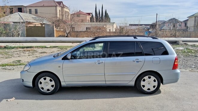 Toyota Corolla 2004, 265,700 km - 1.4 l - Bakı