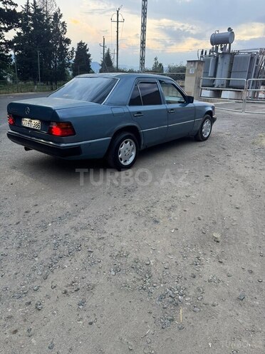 Mercedes E 200 d 1991, 360,000 km - 2.0 l - Astara