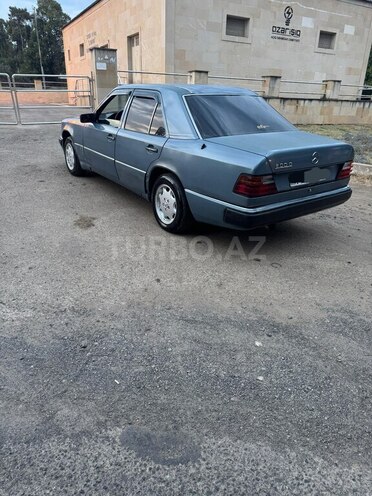 Mercedes E 200 d 1991, 360,000 km - 2.0 l - Astara