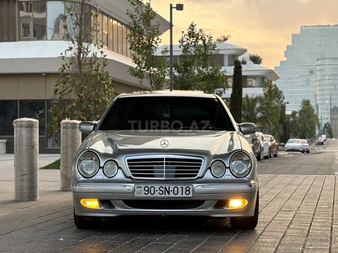 Mercedes E 320 2000, 680,000 km - 3.2 l - Bakı