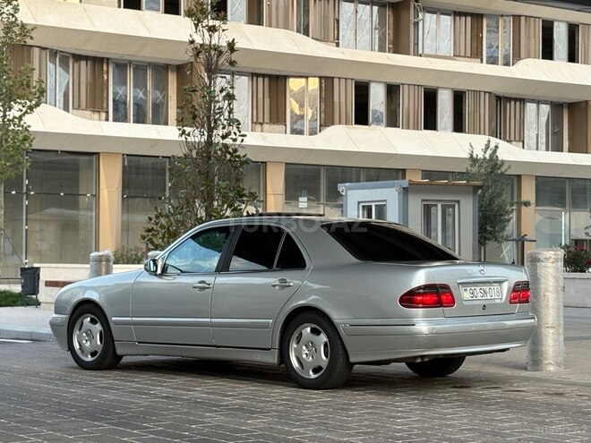 Mercedes E 320 2000, 680,000 km - 3.2 l - Bakı