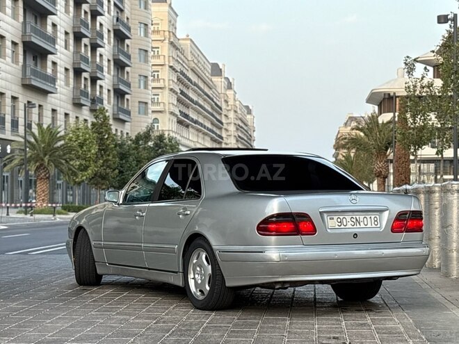 Mercedes E 320 2000, 680,000 km - 3.2 l - Bakı