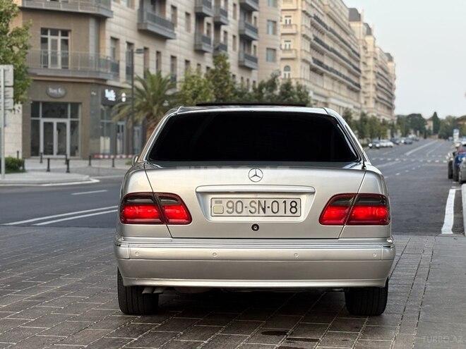 Mercedes E 320 2000, 680,000 km - 3.2 l - Bakı