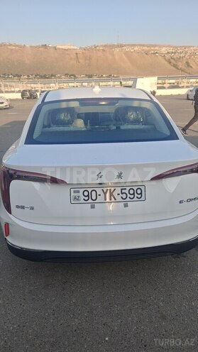 Hongqi  2025, 5,600 km - 0.0 l - Bakı