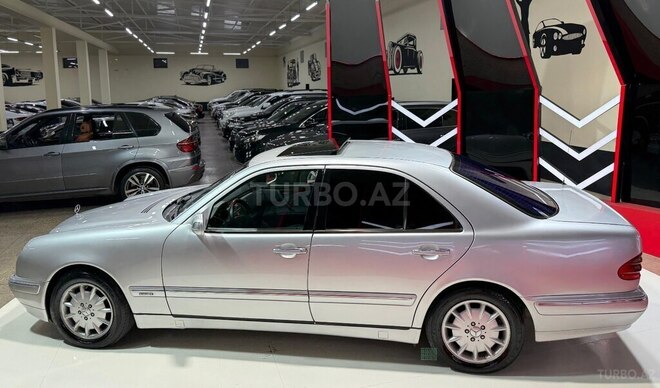 Mercedes E 270 2001, 285,005 km - 2.7 l - Sumqayıt