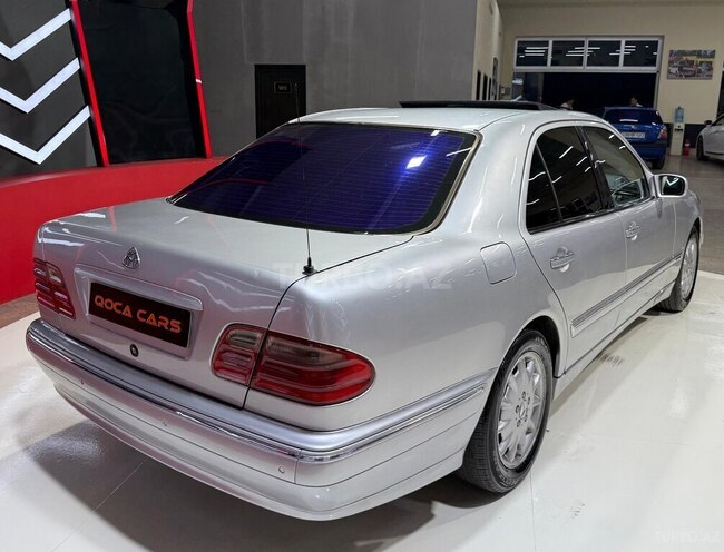 Mercedes E 270 2001, 285,005 km - 2.7 l - Sumqayıt