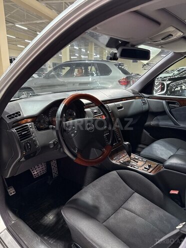 Mercedes E 270 2001, 285,005 km - 2.7 l - Sumqayıt