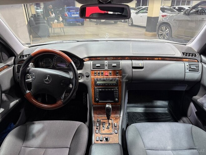Mercedes E 270 2001, 285,005 km - 2.7 l - Sumqayıt