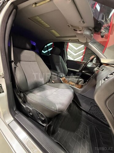 Mercedes E 270 2001, 285,005 km - 2.7 l - Sumqayıt