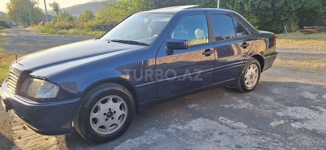 Mercedes C 200 1996, 390,000 km - 2.0 л - Zaqatala