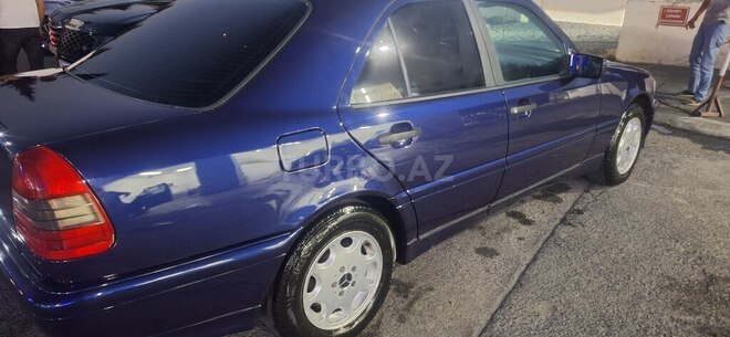 Mercedes C 200 1996, 390,000 km - 2.0 л - Zaqatala