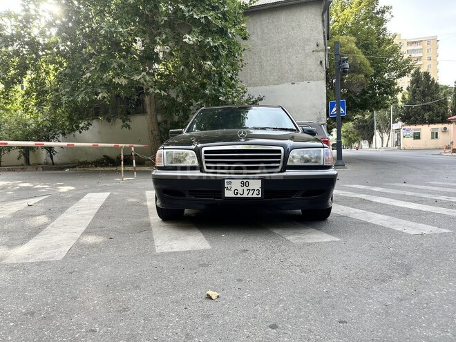 Mercedes C 240 1998, 258,820 km - 2.4 l - Bakı