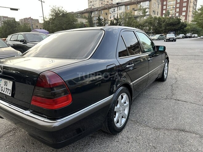 Mercedes C 240 1998, 258,820 km - 2.4 l - Bakı