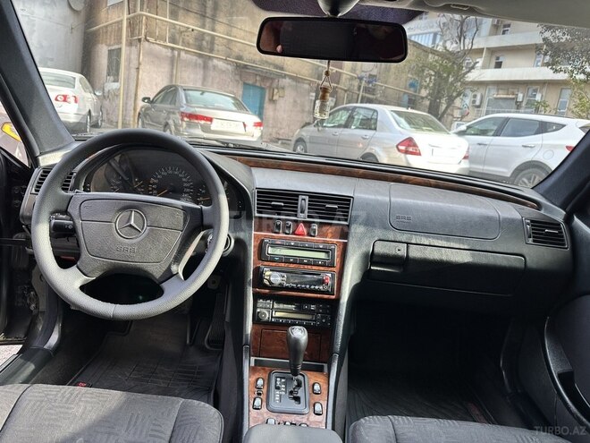 Mercedes C 240 1998, 258,820 km - 2.4 l - Bakı