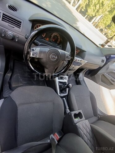 Opel Astra 2009, 199,000 km - 1.4 l - Mingəçevir