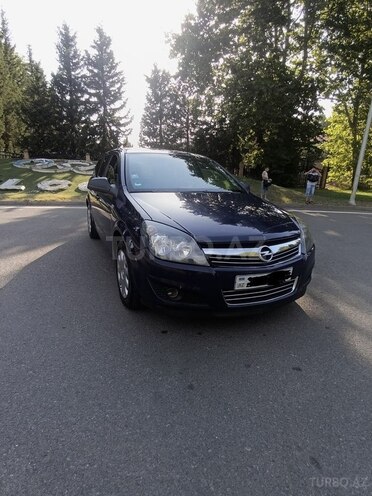 Opel Astra 2009, 199,000 km - 1.4 l - Mingəçevir