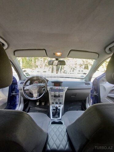 Opel Astra 2009, 199,000 km - 1.4 l - Mingəçevir