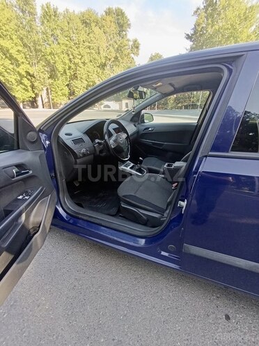 Opel Astra 2009, 199,000 km - 1.4 l - Mingəçevir