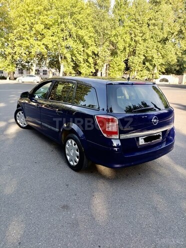 Opel Astra 2009, 199,000 km - 1.4 l - Mingəçevir