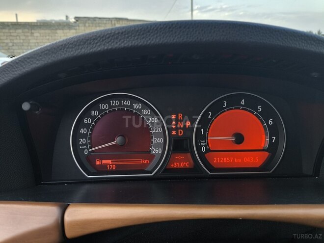 BMW 730 2006, 212,900 km - 3.0 л - Bakı