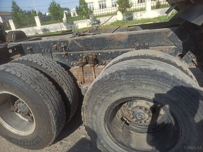 KamAz 55111 1993, 208,909 km - 11.0 л - Saatlı